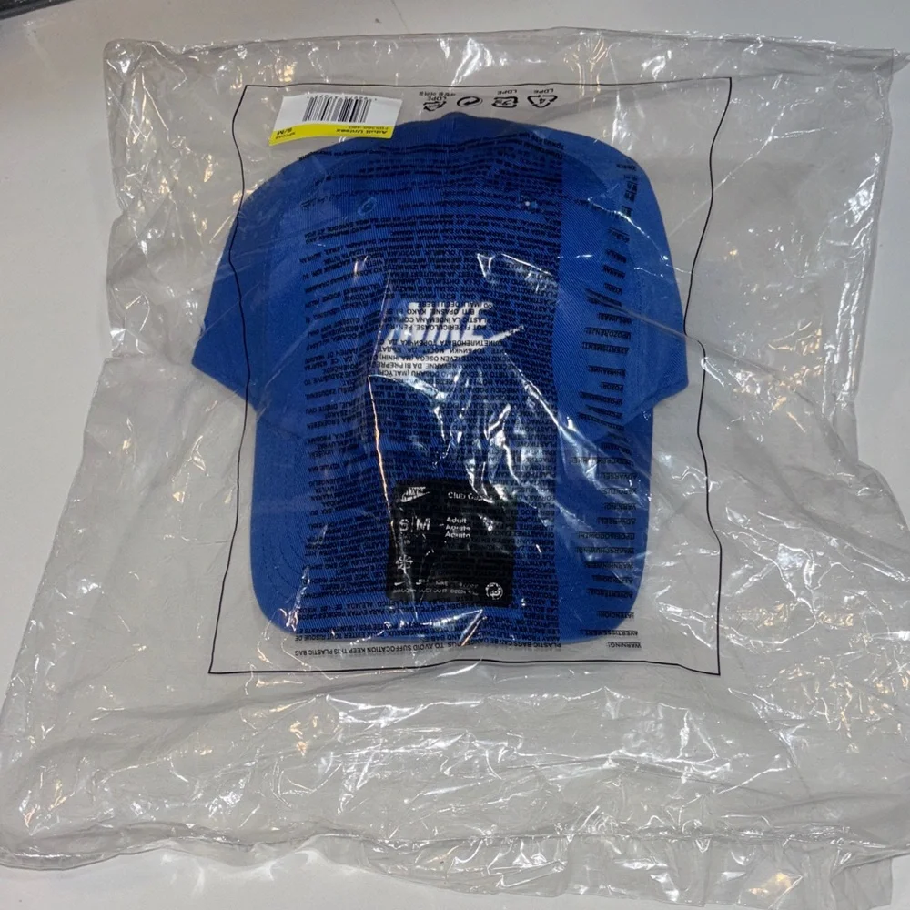 Nike Adult Unisex Blue Club Cap Adjustable Hat Small/Medium NWT